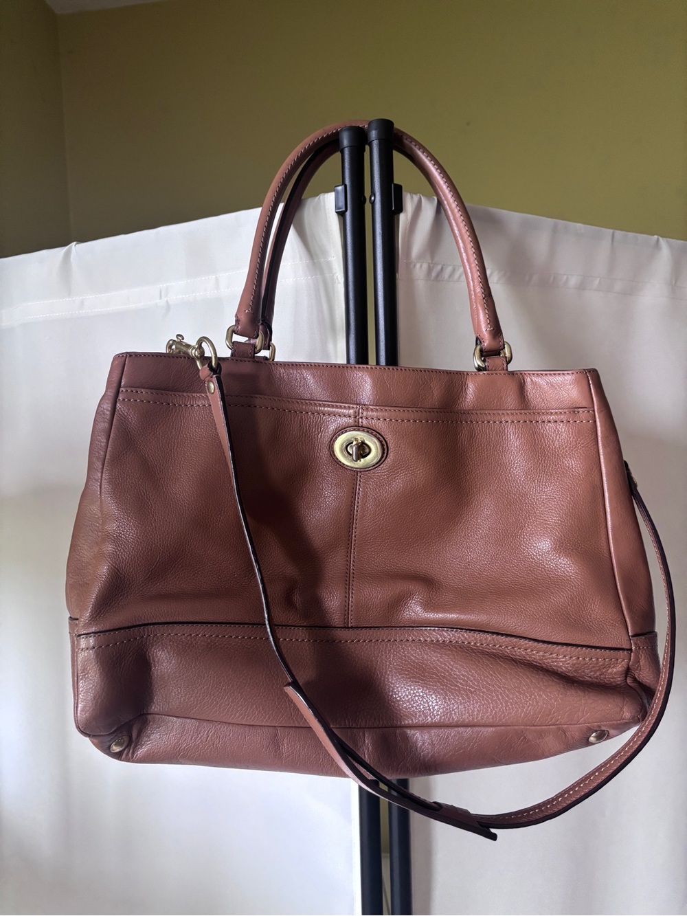 Coach Brown Turnlock Park Leather Carryall Bag F23268